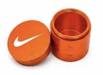 Bote con tapa Nike
