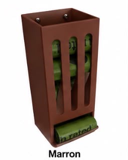 Dispensador de rollos de bolsas para excrementos de perro