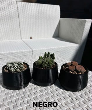 Conjunto de macetas triples de la serie Cónica