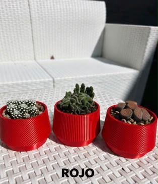 Conjunto de macetas triples de la serie Cónica