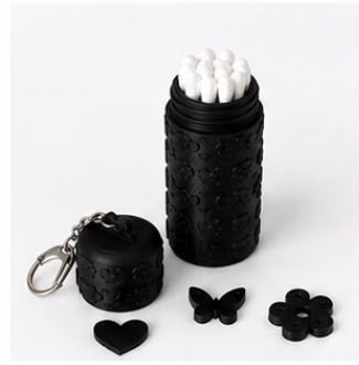 Estuche con adorno - llavero